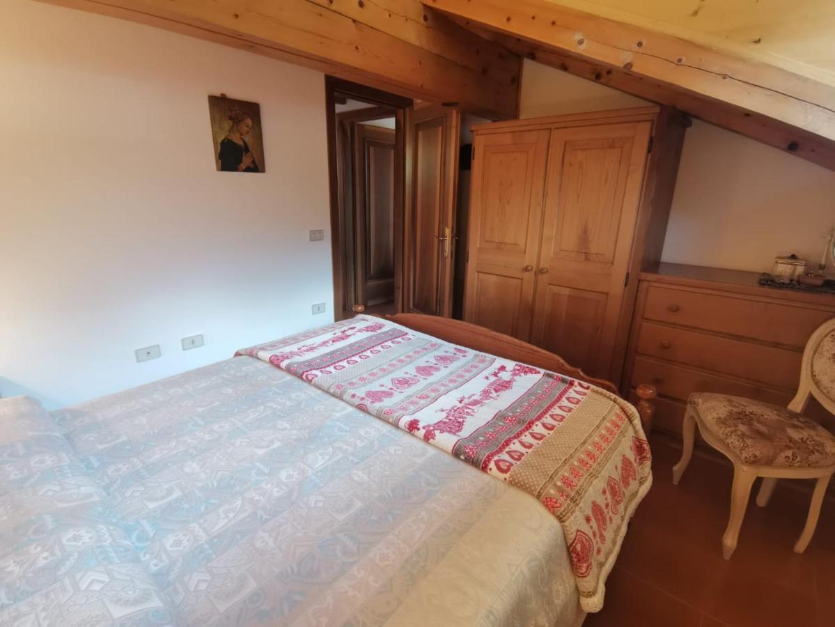 Apartamento Mansarda A Carciato, Trilocale In Montagna Dimaro Exterior foto