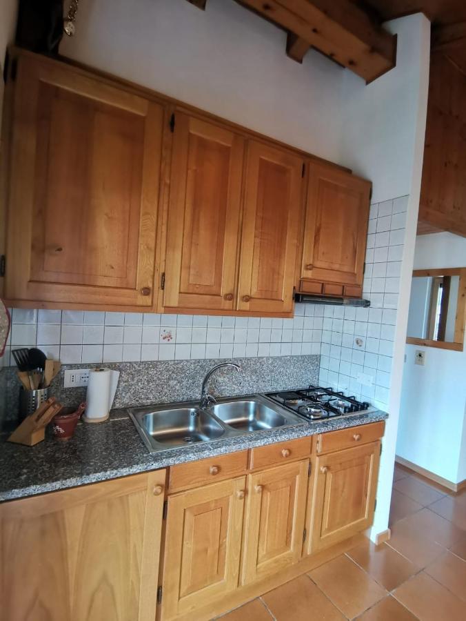 Apartamento Mansarda A Carciato, Trilocale In Montagna Dimaro Exterior foto