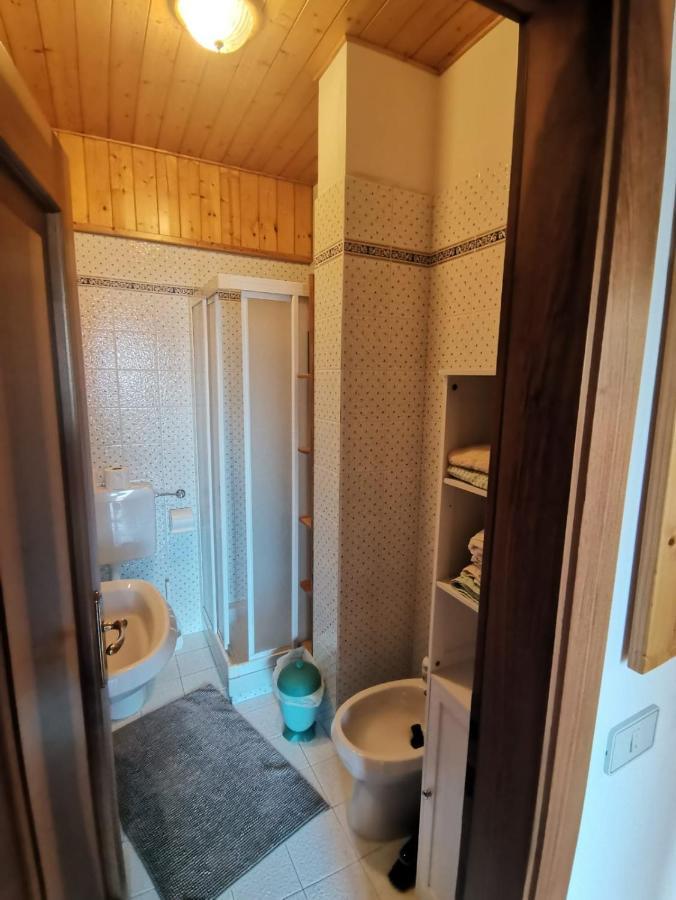 Apartamento Mansarda A Carciato, Trilocale In Montagna Dimaro Exterior foto