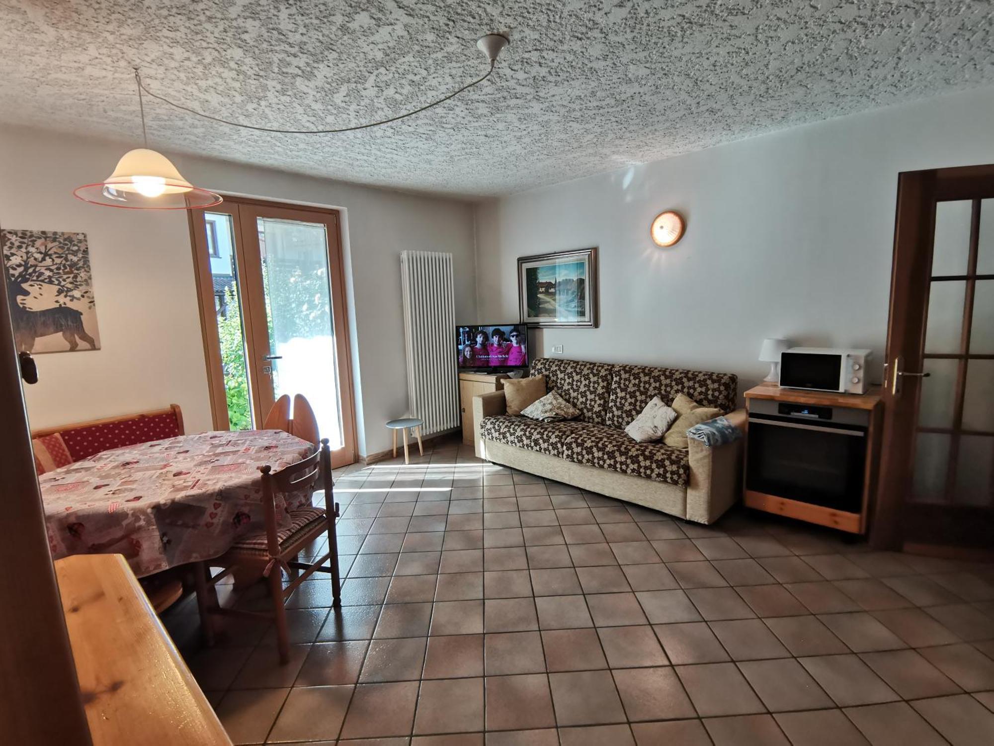 Apartamento Mansarda A Carciato, Trilocale In Montagna Dimaro Exterior foto